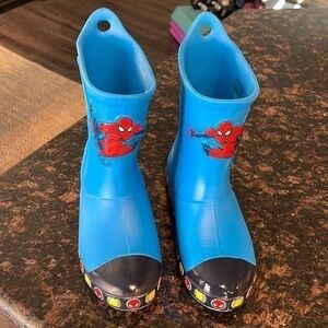 Kids Crocs Spider-Man slip on boots